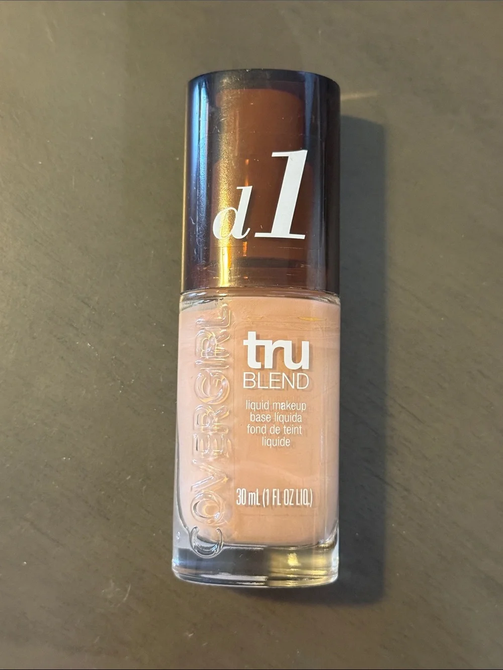 🌻 Covergirl TruBlend Liquid Foundation in D1 Creamy Beige NWT